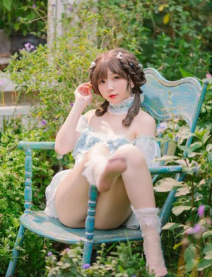 漂亮的保姆7_BD韩语电影免费在线