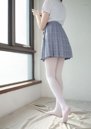 三级大乳奶理论_高清免费在线播放